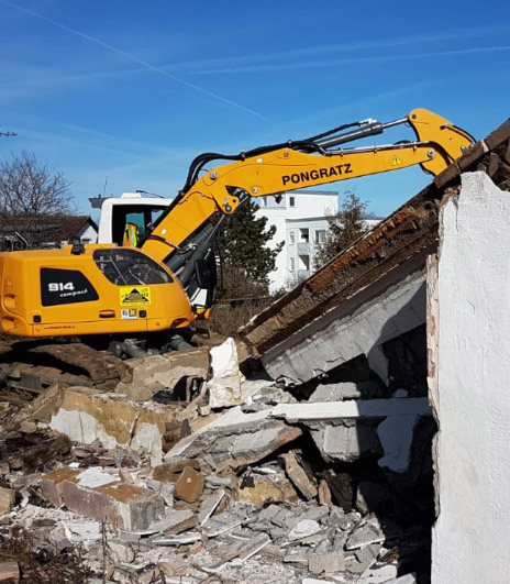 Abbrucharbeiten Abbruch von Wohnhaus